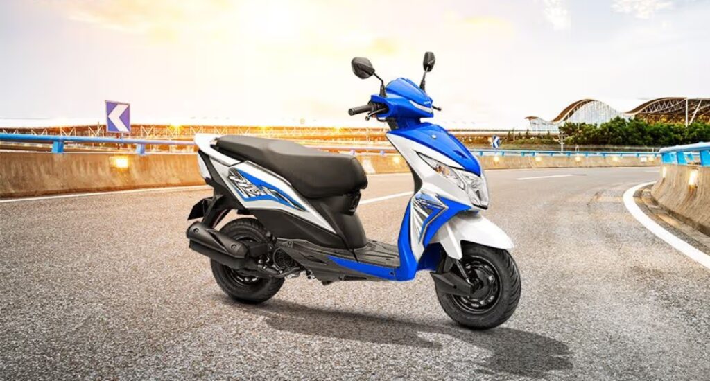 सिर्फ ₹10,000 में अपनी Honda Dio 125 पाएं - अब आपके पास होगा शानदार स्कूटर! 2 Honda Dio 125