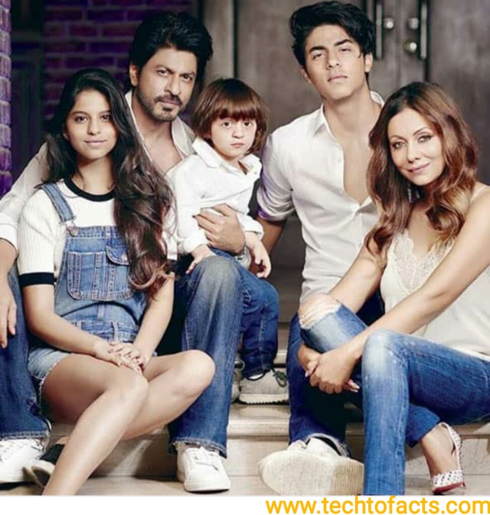 Shah Rukh Khan Net Worth: The King of Bollywood's Fortune Revealed 4 Shah Rukh Khan
