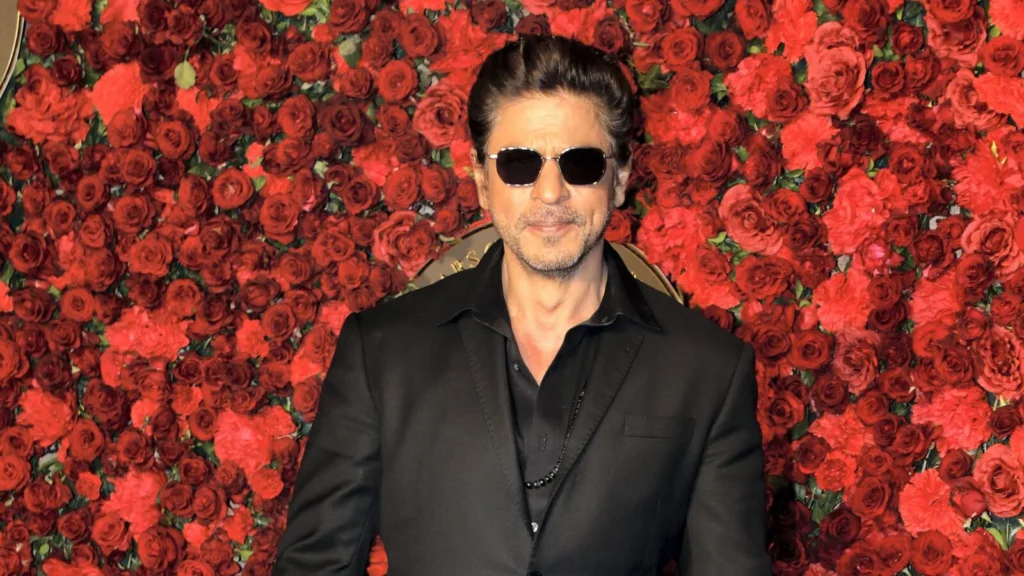 Shah Rukh Khan Net Worth: The King of Bollywood's Fortune Revealed 7 Shah Rukh Khan