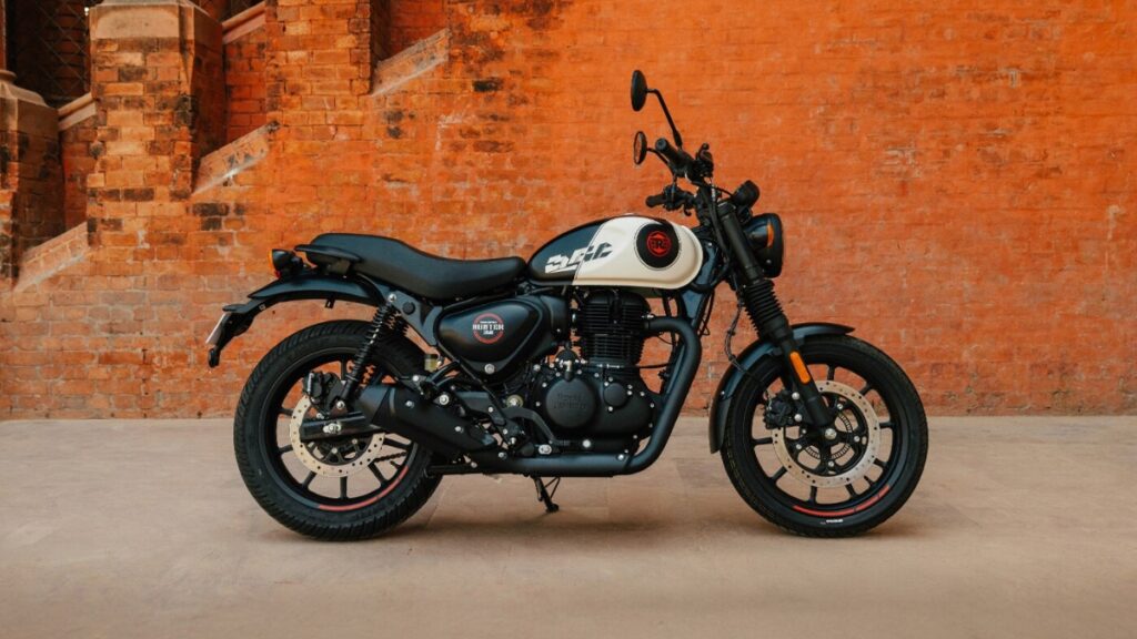 Royal Enfield Hunter 350: दमदार लुक, 130kmph टॉप स्पीड और शानदार फीचर्स के साथ सिर्फ ₹1.50 लाख में 1 Royal Enfield Hunter 350