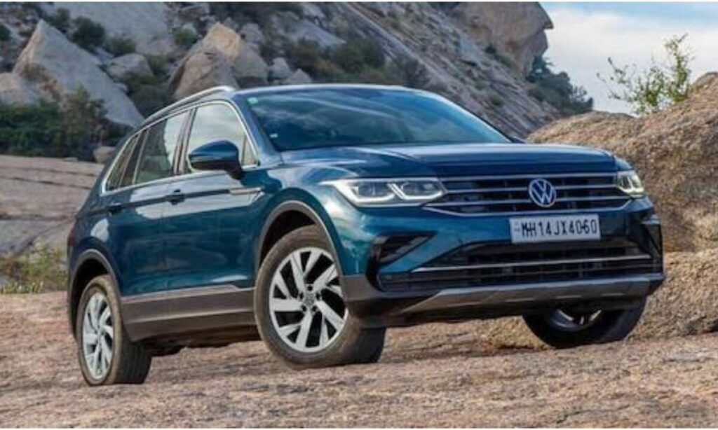 Volkswagen की लग्जरी कारों पर ₹3 लाख तक का जबरदस्त ऑफर, अगस्त 2025 में मिल रही है बंपर छूट 1 AddText 08 07 12.12.43