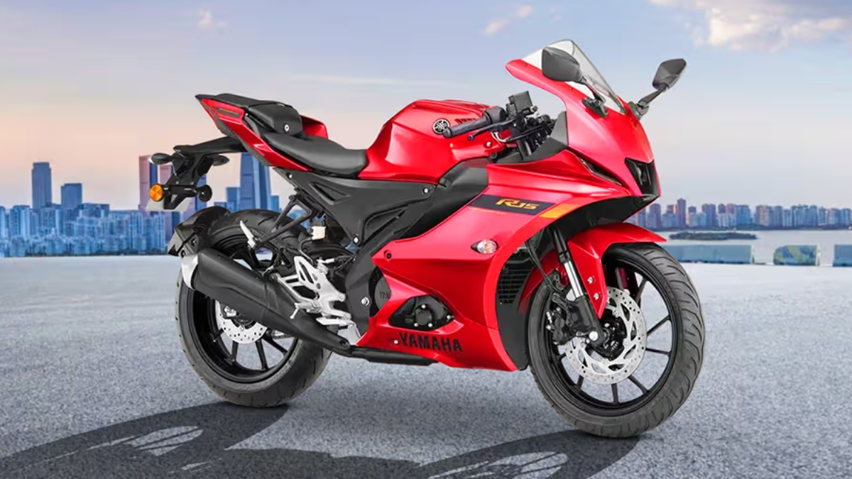 Yamaha R15 V4