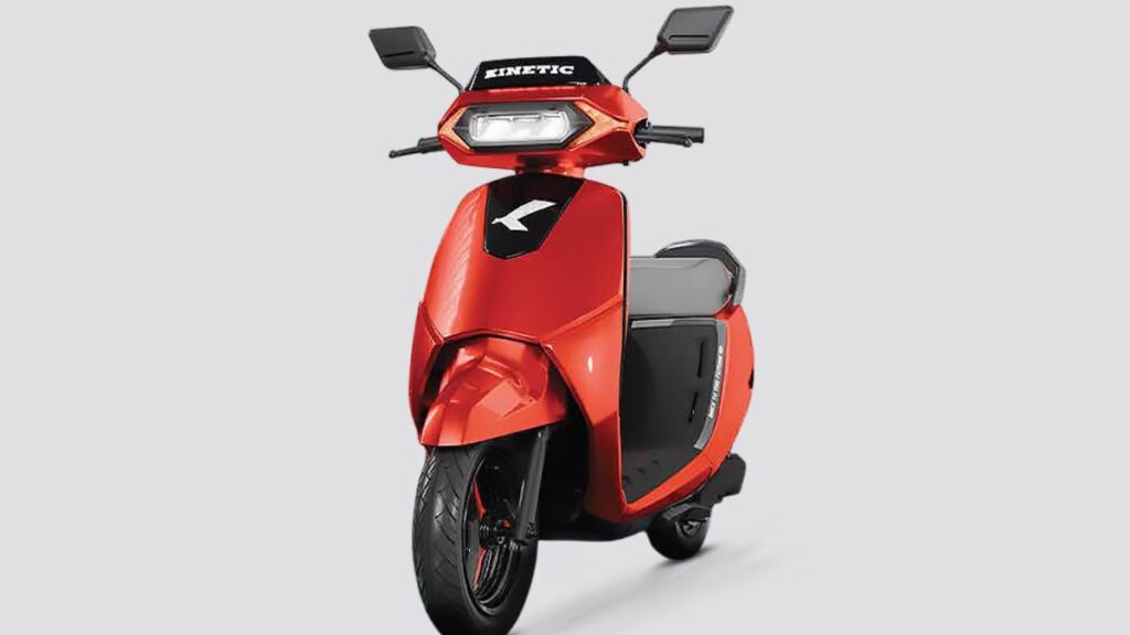 Kinetic DX EV 3