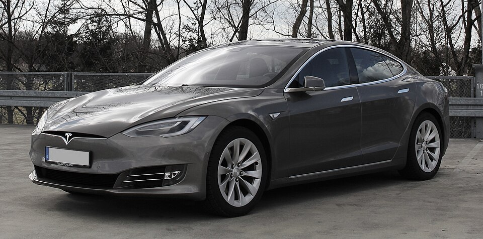 Tesla Model S Facelift ab 04 2016 cropped