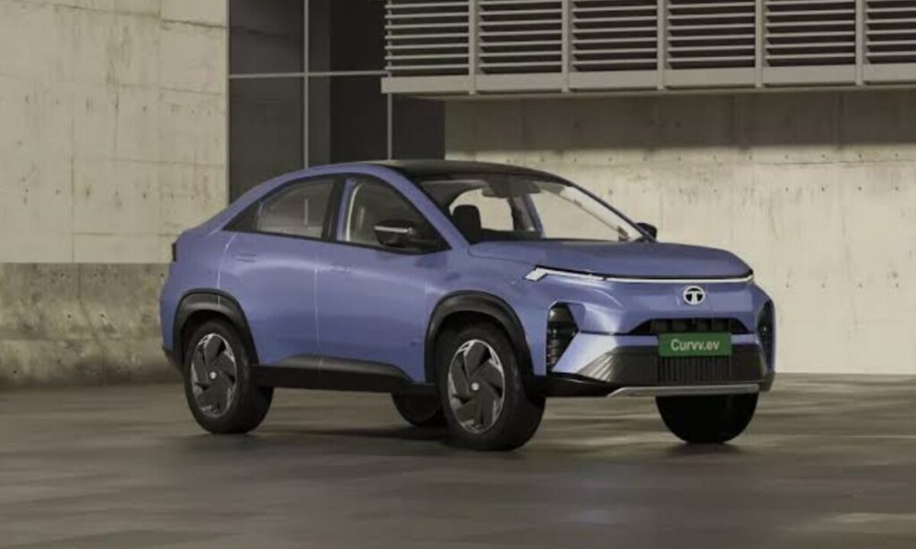 Tata Curvv EV 2025: शानदार फीचर्स, 500+ किमी रेंज और दमदार डिजाइन से मचाएगी धमाल 1 AddText 09 02 02.36.04