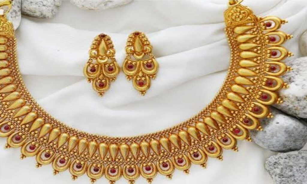 Gold Price Today (2 सितंबर 2025): सोने के दामों में आई जबरदस्त तेजी, जानें आज के लेटेस्ट रेट 1 AddText 09 02 09.53.23