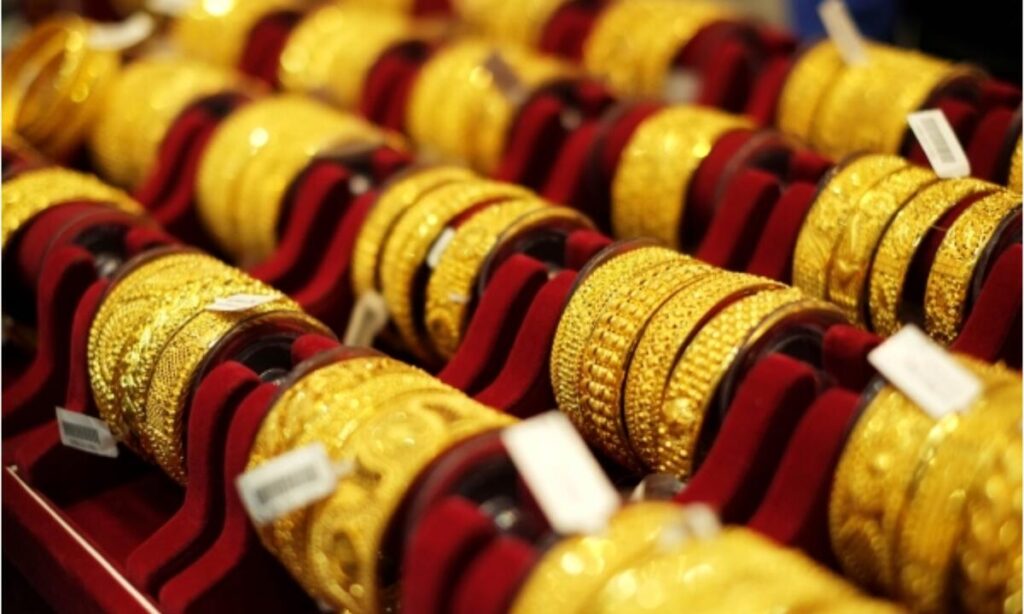 Gold Price Today: Gold Rates Drop in India After Continuous Rise — Check 22K and 24K Rates 2 AddText 10 21 10.12.39