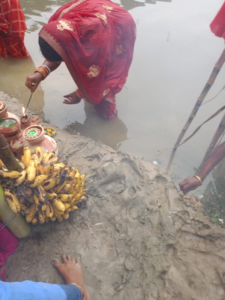 Chhath Puja 2025: इतिहास, अर्थ और अनुष्ठान 2 WhatsApp Image 2025 10 28 at 8.26.30 AM