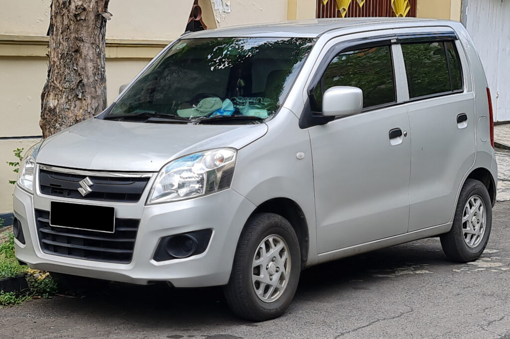 2018 Suzuki Karimun Wagon R GL front scaled 1