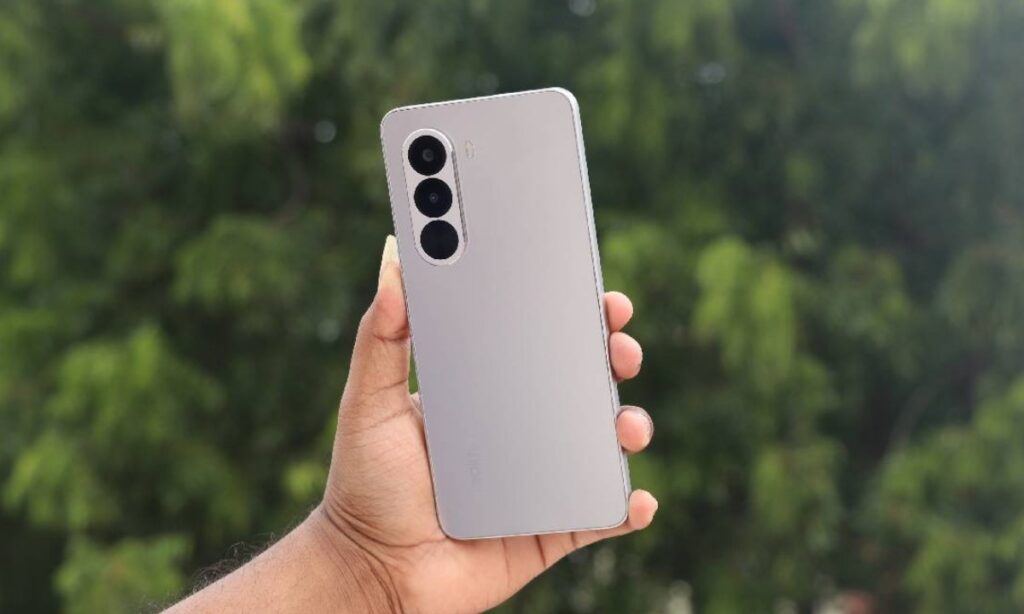 Realme P4x 5G Launched With Massive 7000mAh Battery – Check All Premium Features 2 AddText 12 05 03.37.40