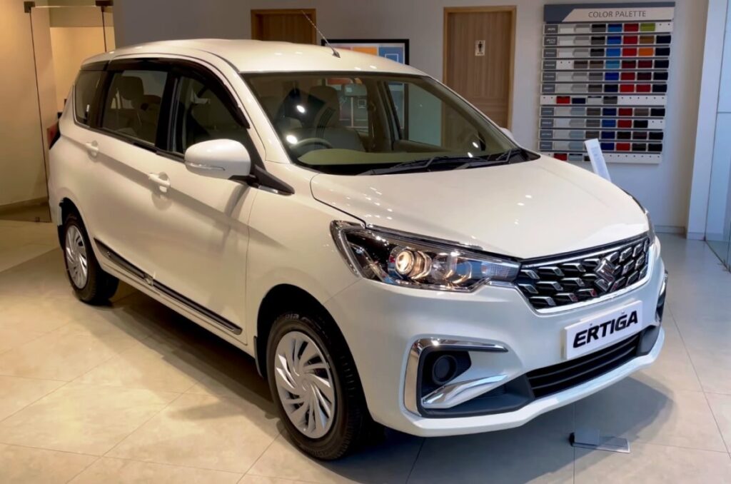 20241227062847 maruti ertiga showroom