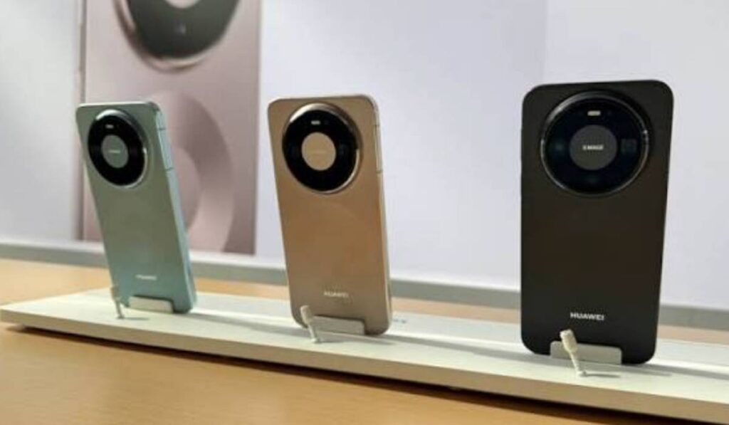 Huawei Mate 80 Pro Goes Global With 50MP Camera and 100W Fast Charging 2 AddText 03 01 05.38.05