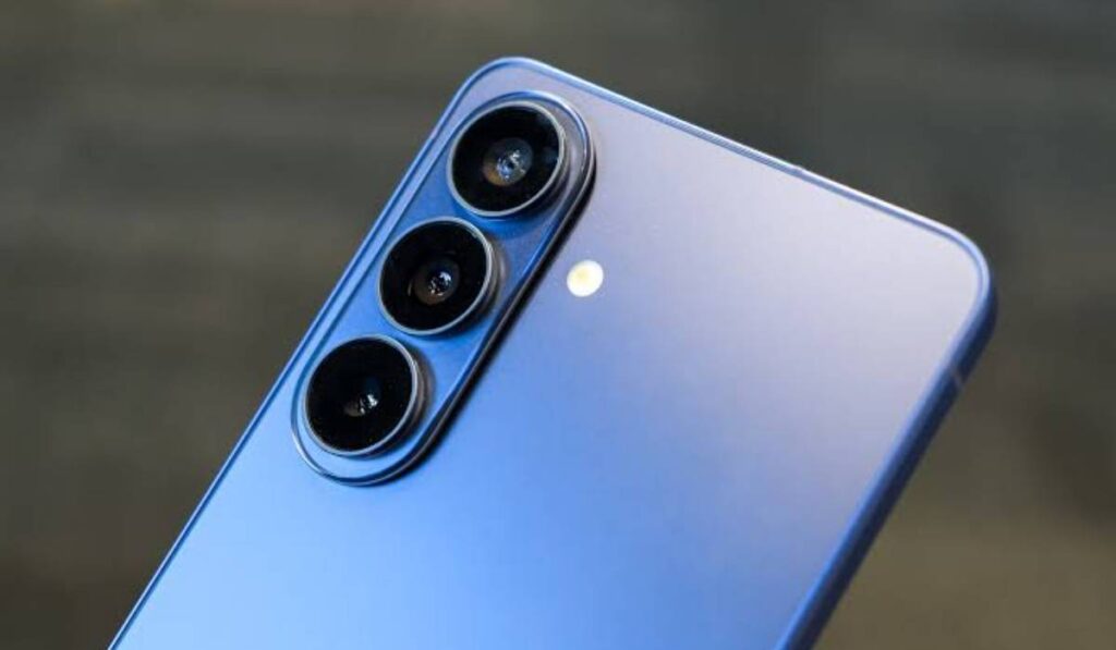 Samsung Galaxy S26 FE जल्द करेगा मार्केट में एंट्री, Geekbench पर सामने आई परफॉर्मेंस डिटेल्स 2 AddText 04 05 12.10.09